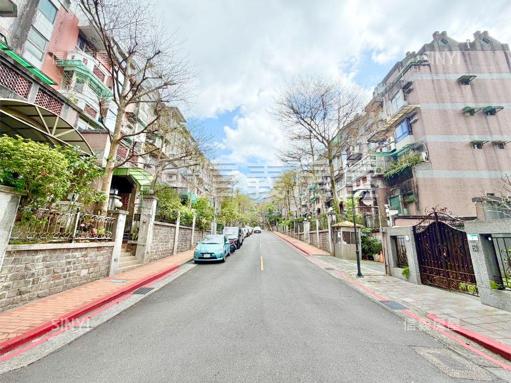 自由仕林蔭樹景三房車房屋室內格局與周邊環境