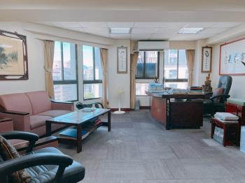 捷運東門坐擁金山好辦公