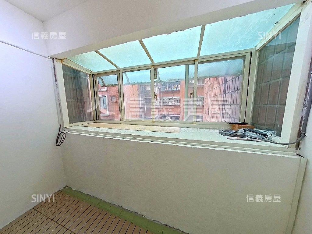 行天宮捷運方正美廈房屋室內格局與周邊環境