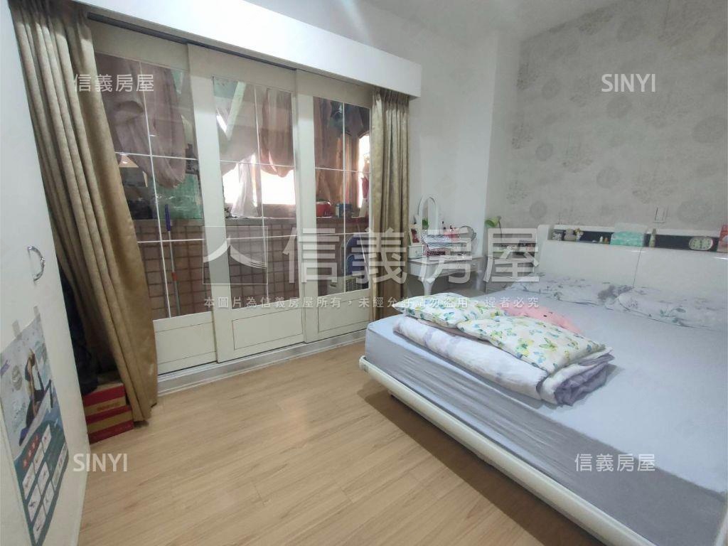 挑高美妝邊間美宅讚房屋室內格局與周邊環境