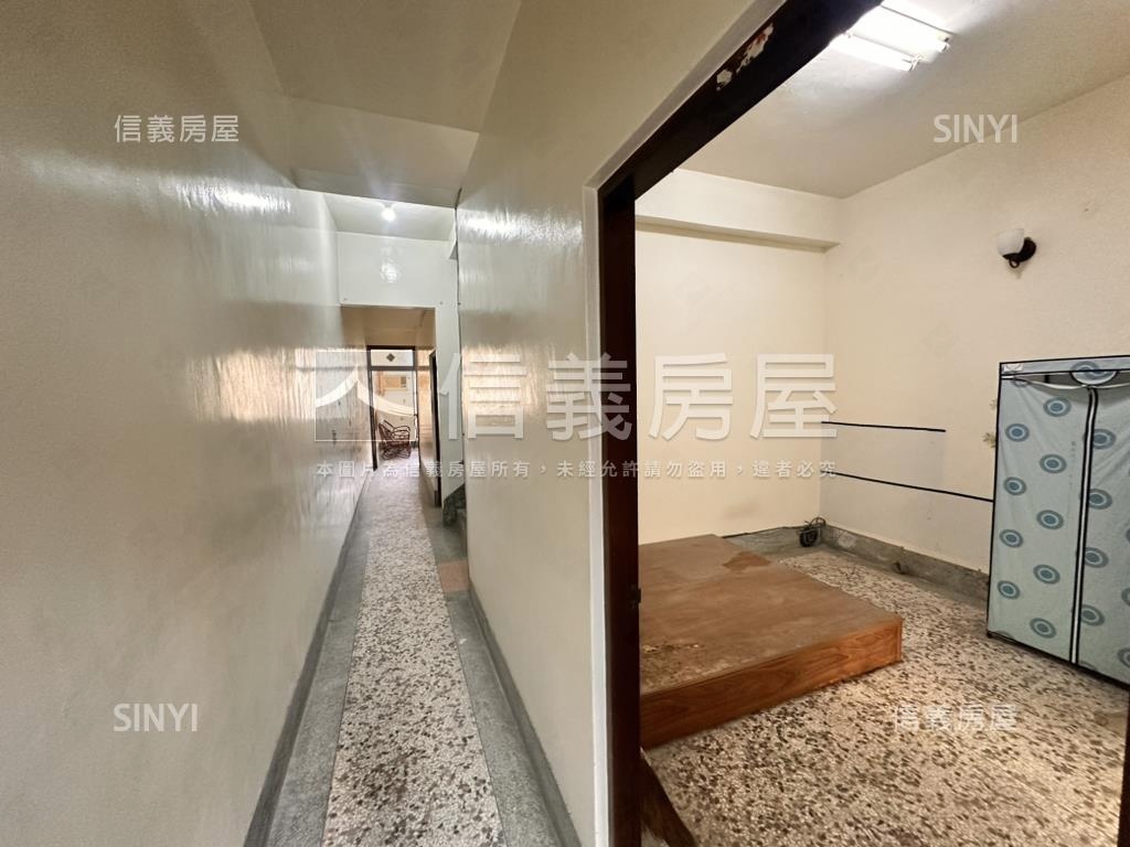 高雄旗山旗尾國小獨棟透天房屋室內格局與周邊環境