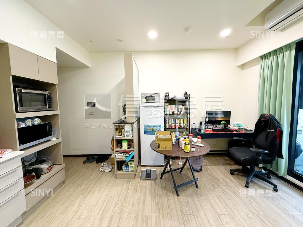 灣岸ＶＩＬＬＡ兩房車位房屋室內格局與周邊環境