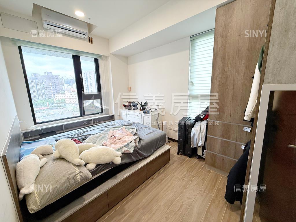 灣岸ＶＩＬＬＡ兩房車位房屋室內格局與周邊環境