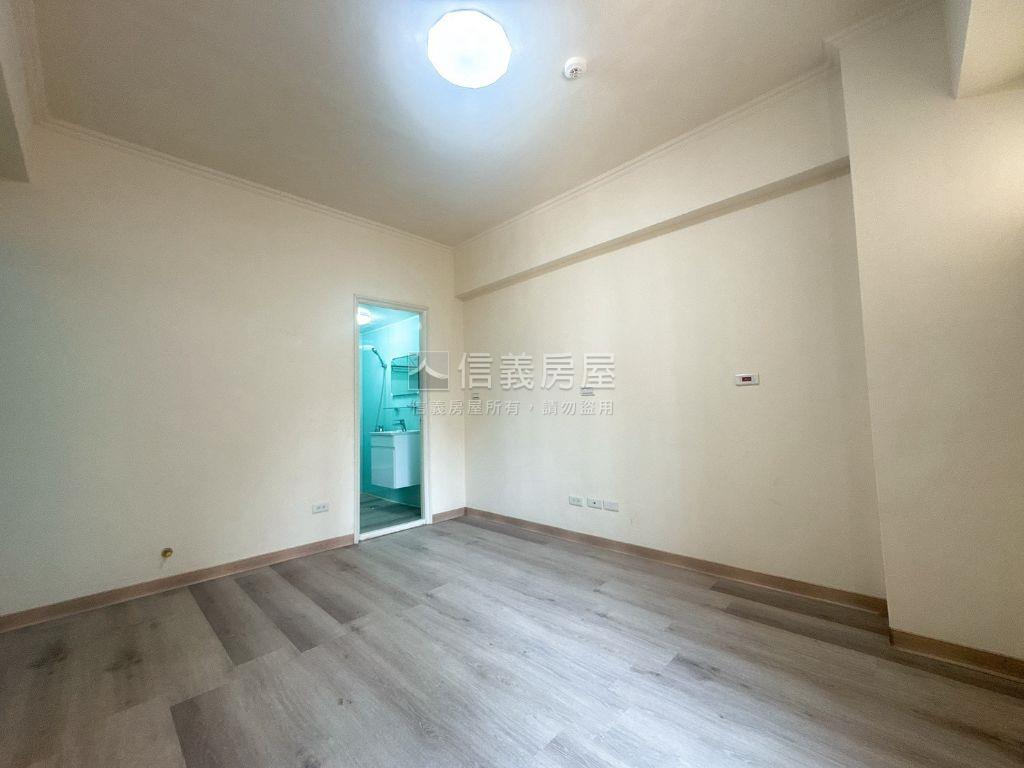 全新裝潢！次頂樓美三房房屋室內格局與周邊環境