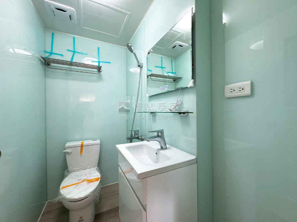 全新裝潢！次頂樓美三房房屋室內格局與周邊環境