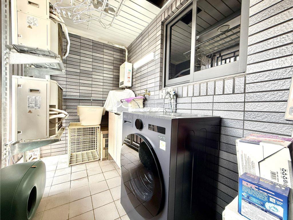 全新佳昂太和３四房房屋室內格局與周邊環境