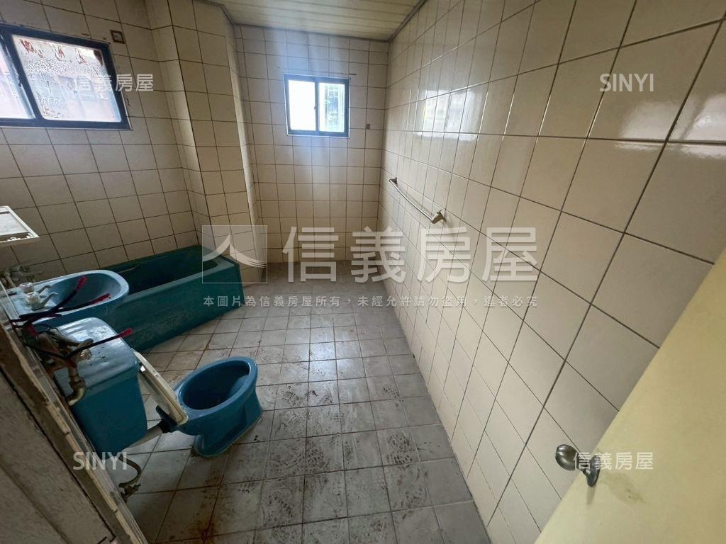 強！商一區角間透天房屋室內格局與周邊環境