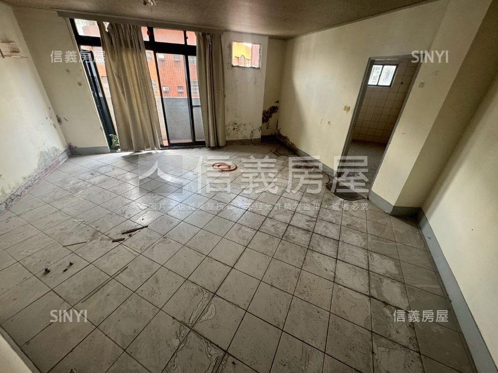 強！商一區角間透天房屋室內格局與周邊環境