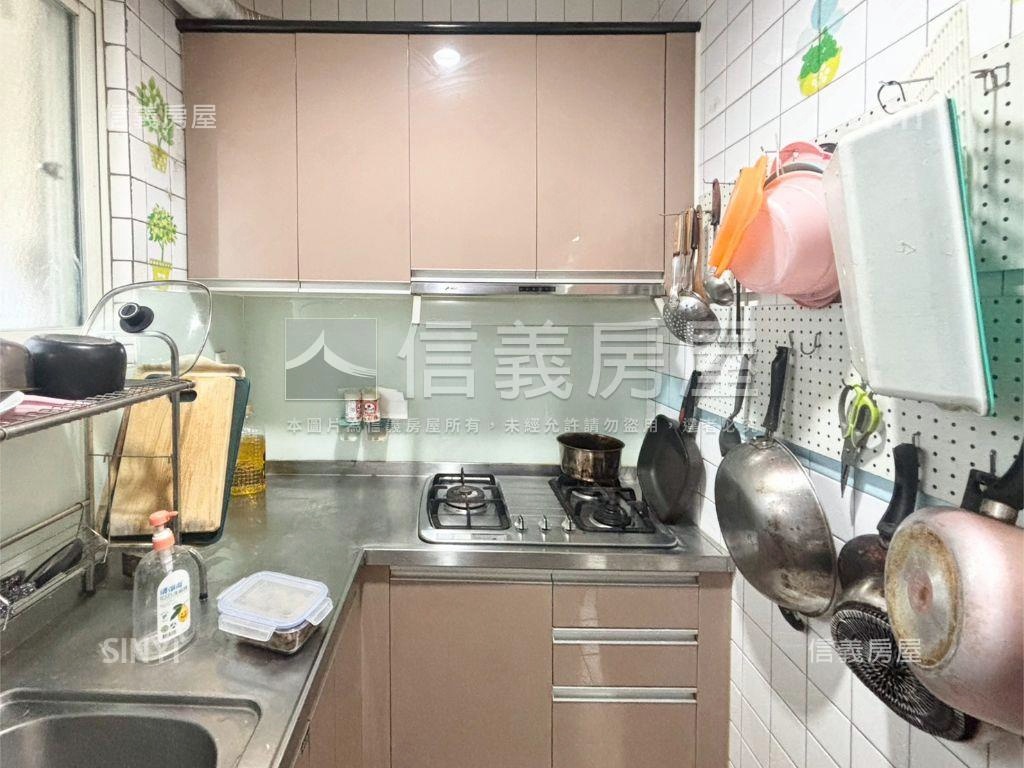 大智街邊間三房房屋室內格局與周邊環境