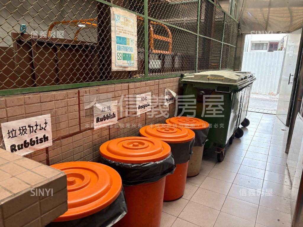 高雄火車站採光明亮大套房房屋室內格局與周邊環境