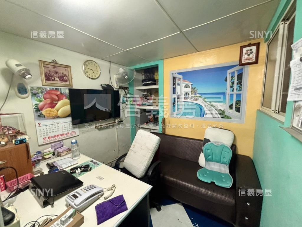 前鎮國中土地房屋室內格局與周邊環境