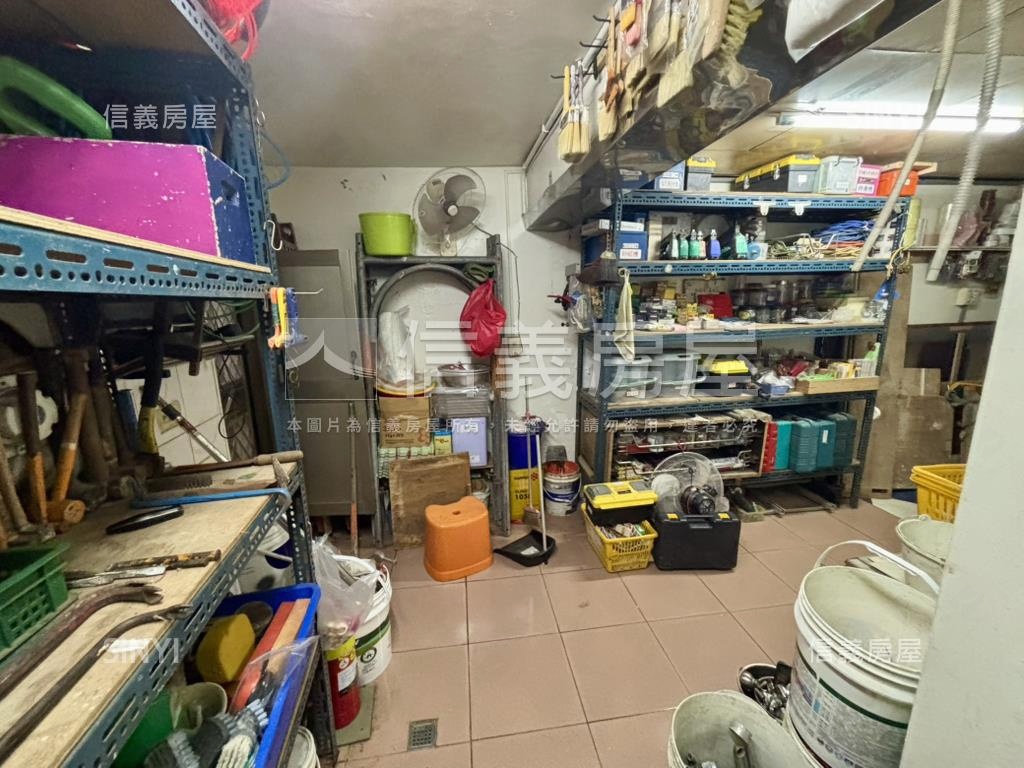 前鎮國中土地房屋室內格局與周邊環境