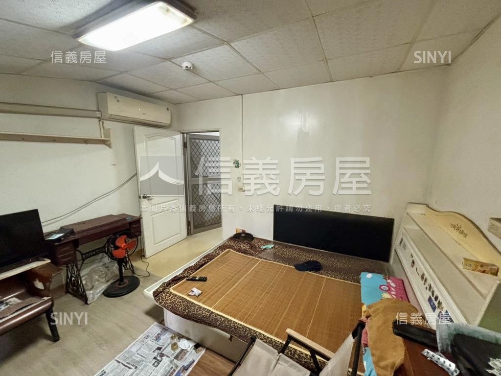 前鎮國中土地房屋室內格局與周邊環境