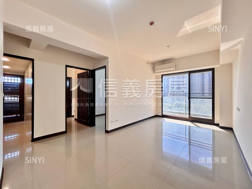 合謙學綠景三房車位房屋室內格局與周邊環境