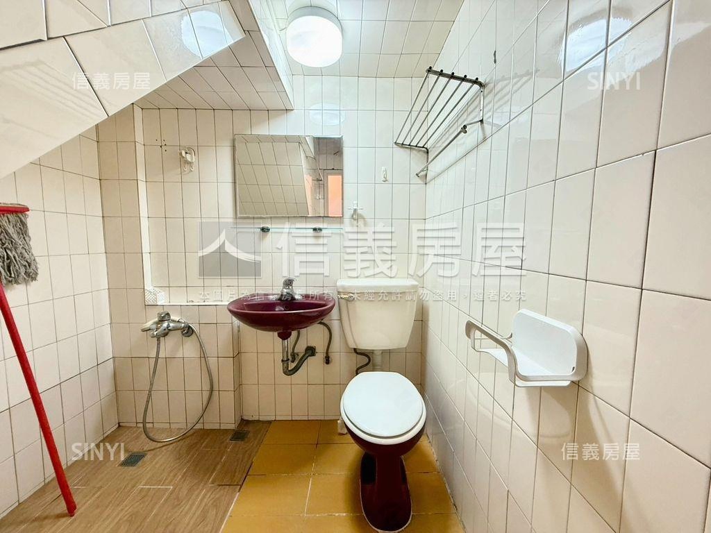 歸仁國中｜傳統車庫透天房屋室內格局與周邊環境