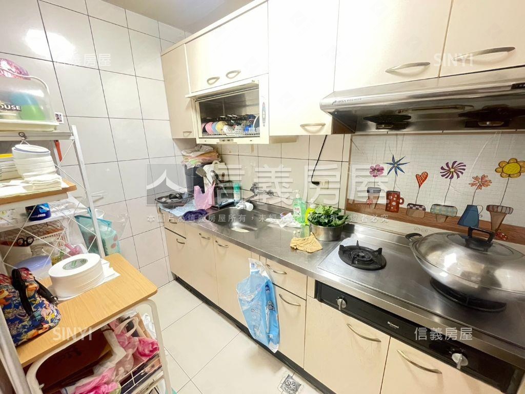 民生社區溫馨美屋棒房屋室內格局與周邊環境