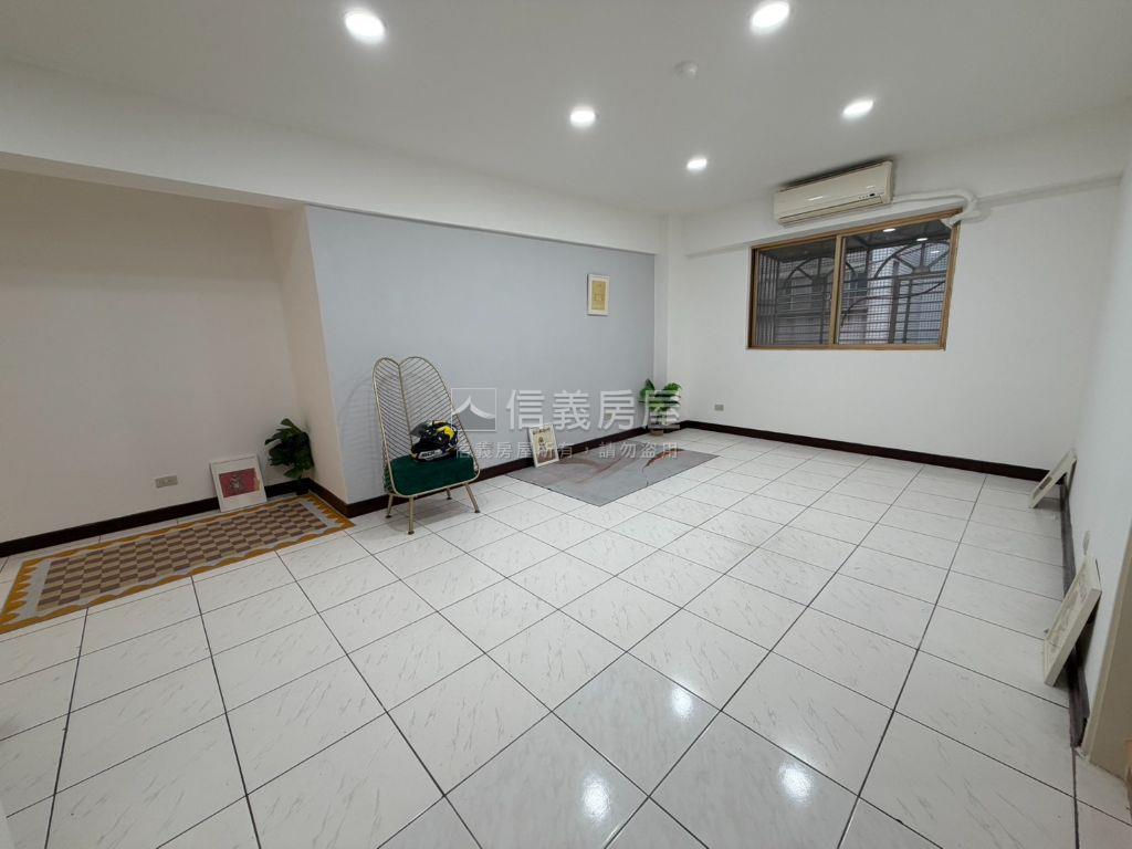 慈華街三房電梯華廈房屋室內格局與周邊環境