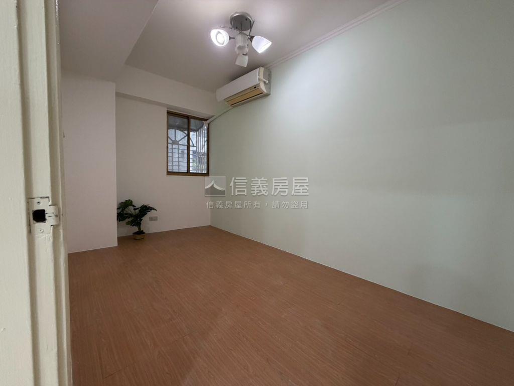 慈華街三房電梯華廈房屋室內格局與周邊環境
