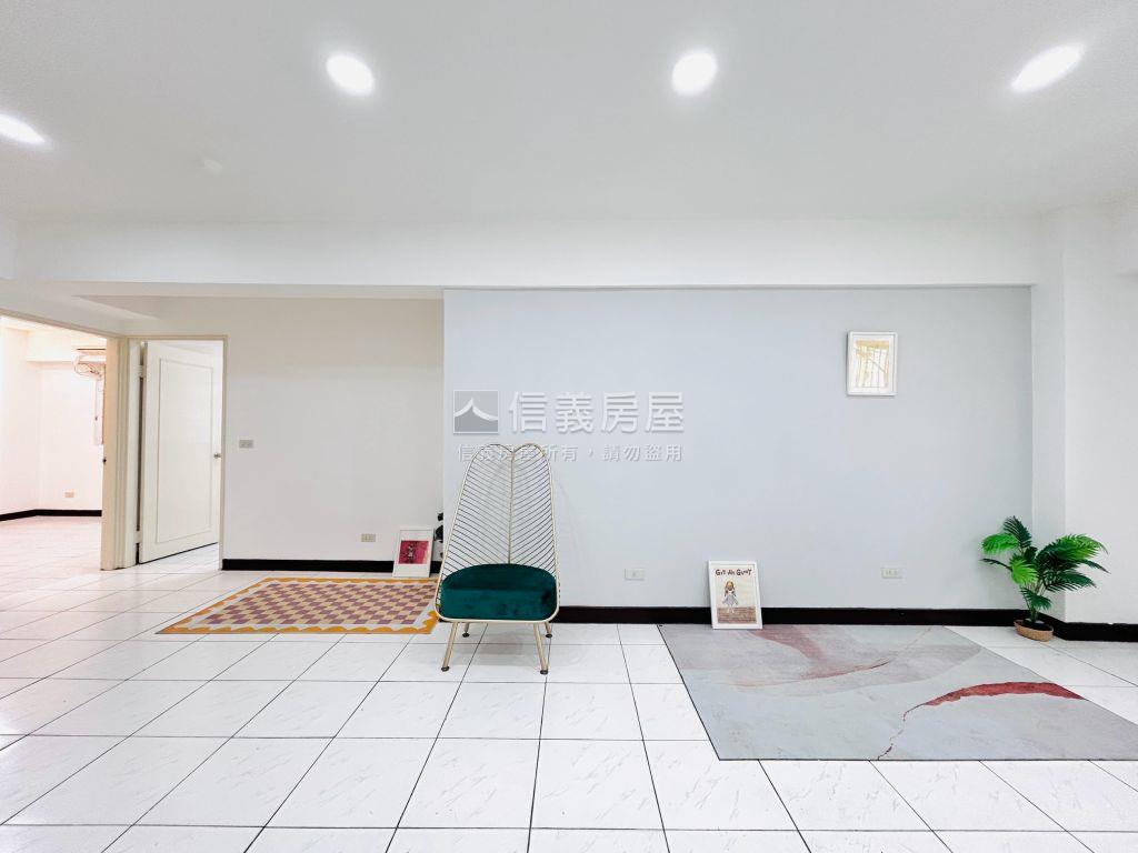 慈華街三房電梯華廈房屋室內格局與周邊環境
