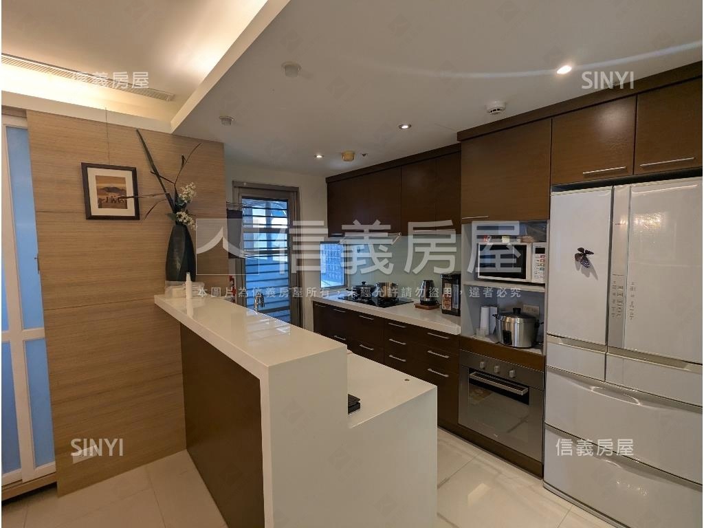 凱廈高樓層稀有釋出房屋室內格局與周邊環境