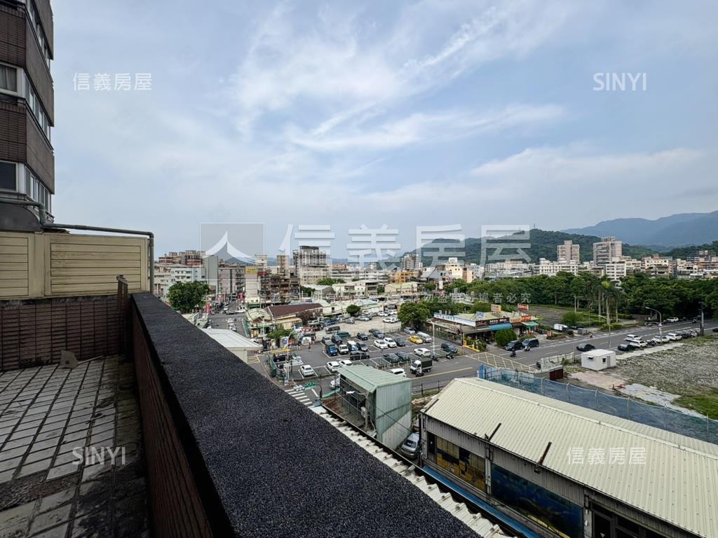 三峽龍門★美景露臺大空間房屋室內格局與周邊環境
