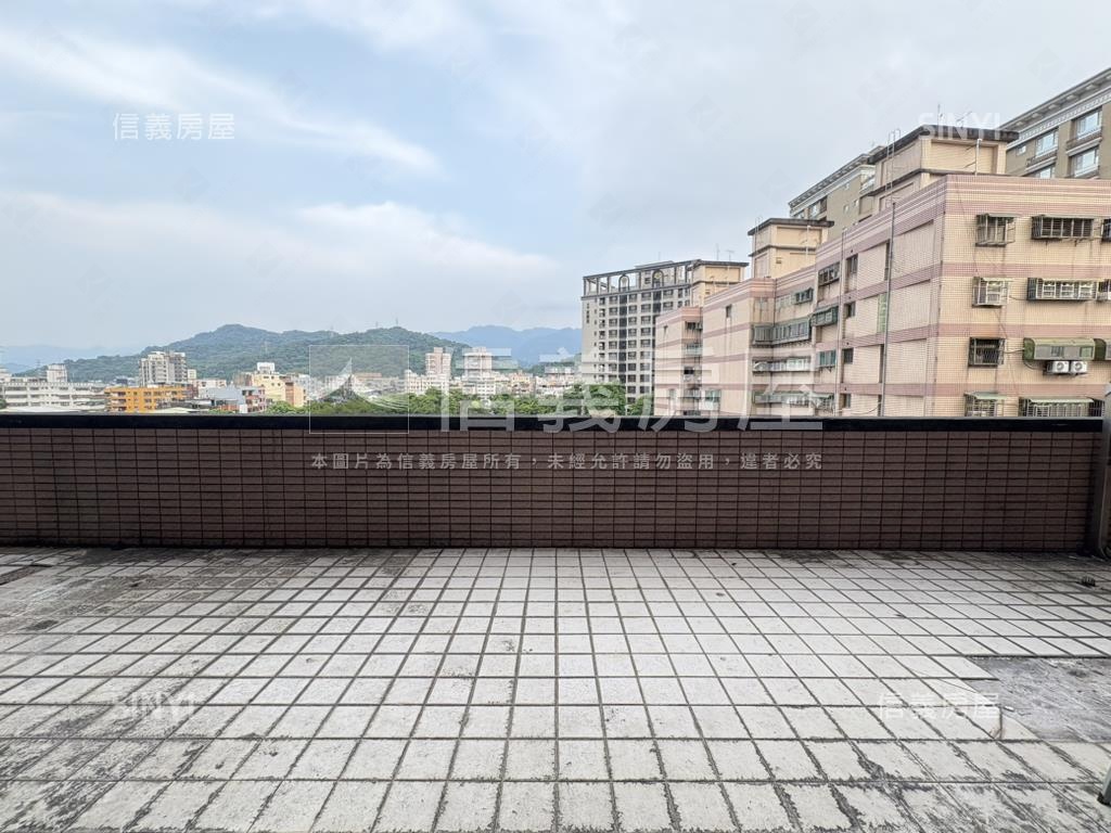 三峽龍門★美景露臺大空間房屋室內格局與周邊環境