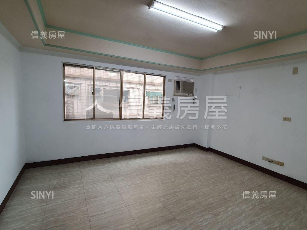 新天地商圈美麗店面房屋室內格局與周邊環境
