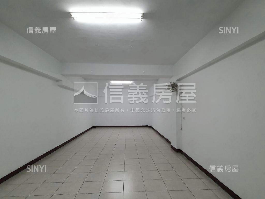 新天地商圈美麗店面房屋室內格局與周邊環境