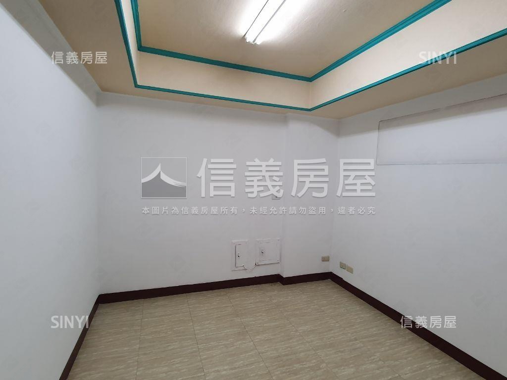新天地商圈美麗店面房屋室內格局與周邊環境