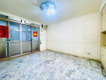 公園捷運值得擁有邊間美寓