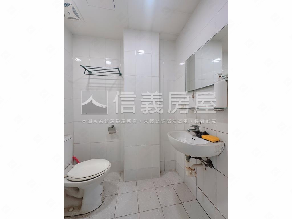 雙店面｜承德橋顯眼金店面房屋室內格局與周邊環境