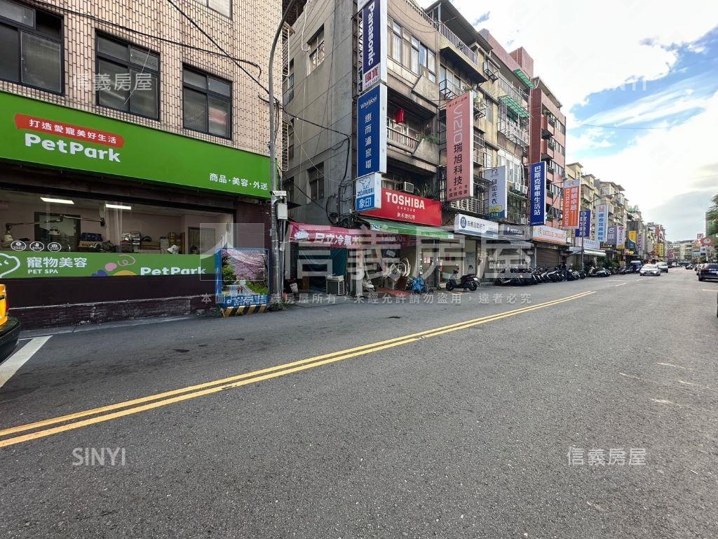 雙店面｜承德橋顯眼金店面房屋室內格局與周邊環境