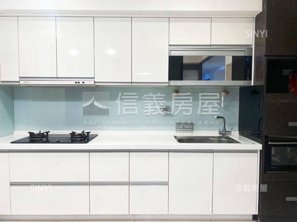 無價山景森之ＣＨＩＬＬ房屋室內格局與周邊環境