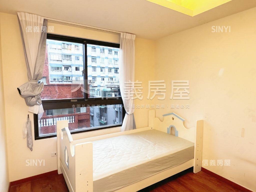 無價山景森之ＣＨＩＬＬ房屋室內格局與周邊環境