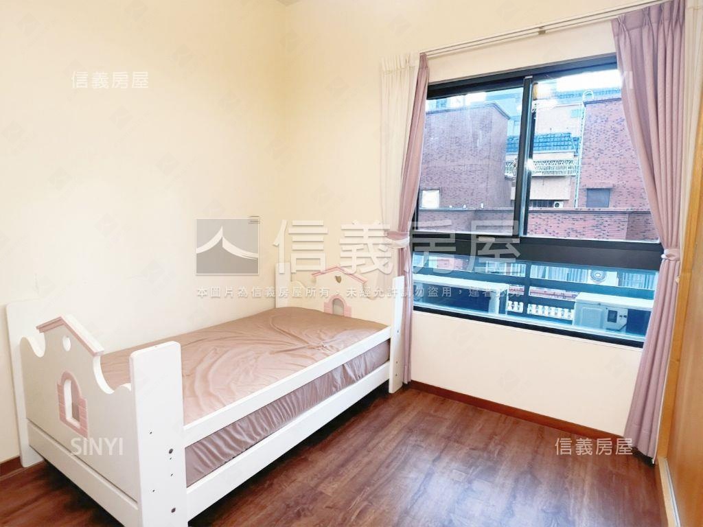 無價山景森之ＣＨＩＬＬ房屋室內格局與周邊環境