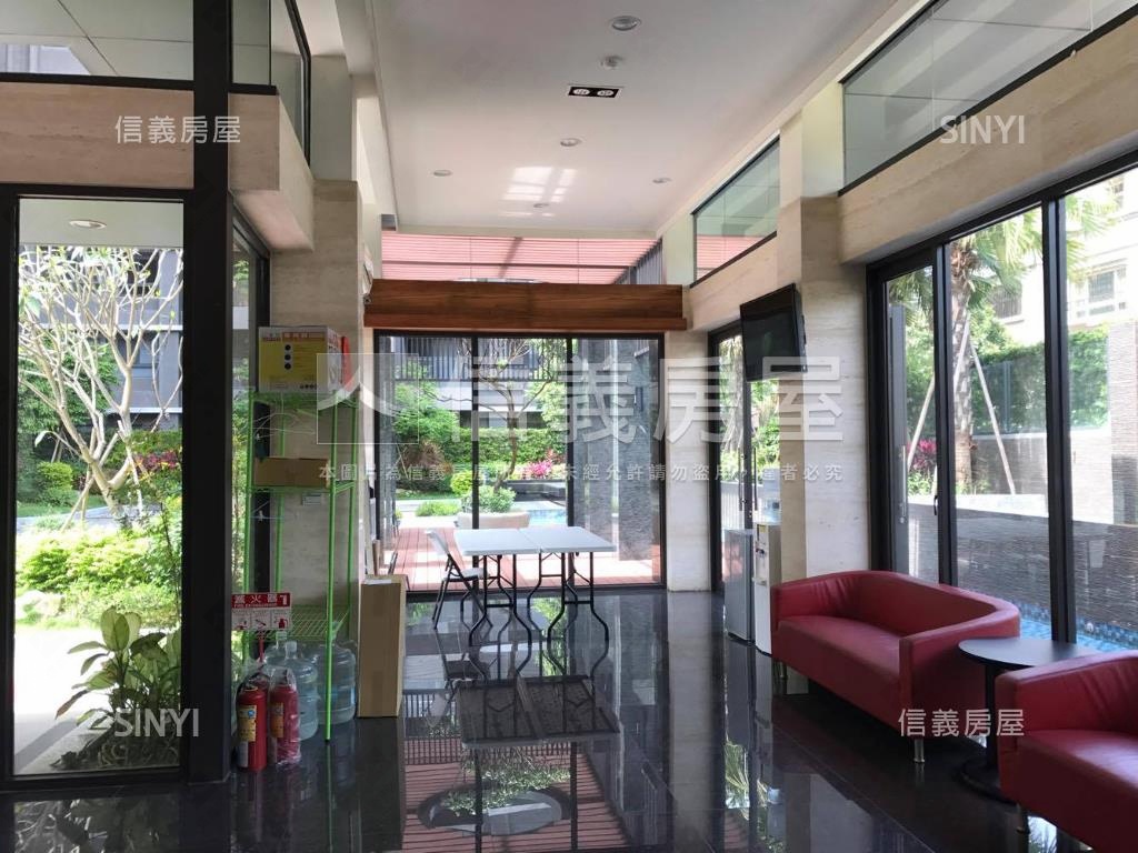 無價山景森之ＣＨＩＬＬ房屋室內格局與周邊環境