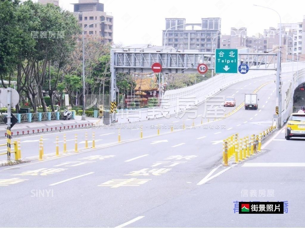 新埔弘逸邊間電梯三房房屋室內格局與周邊環境