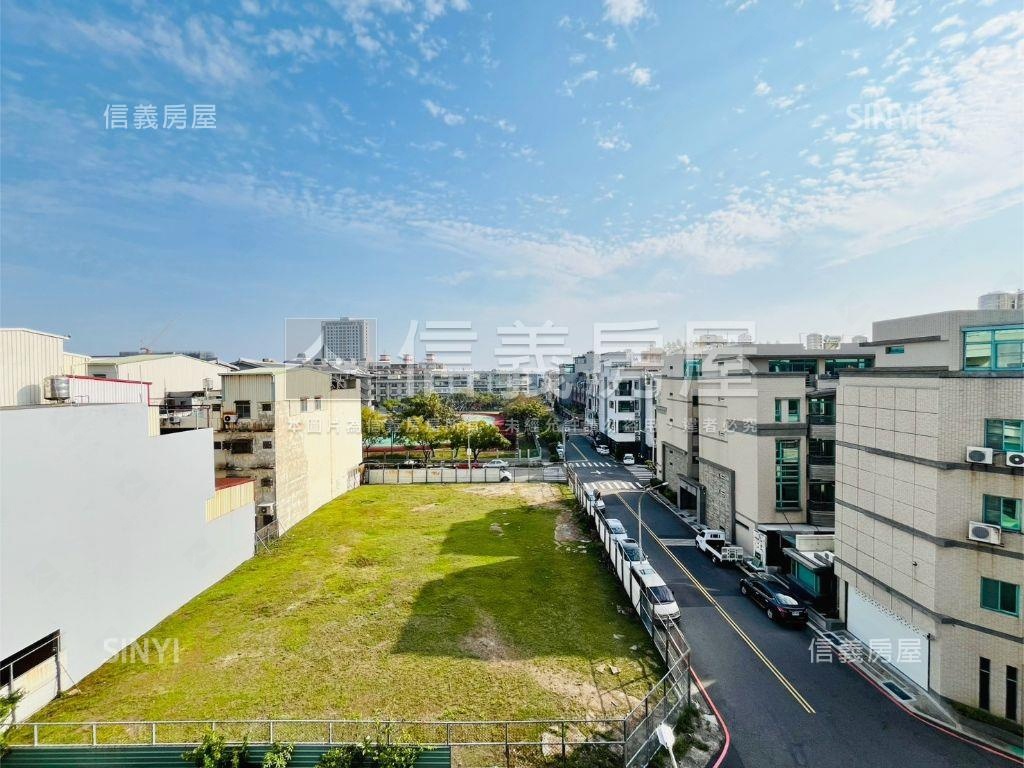 陽光綠意・臨路美車墅房屋室內格局與周邊環境