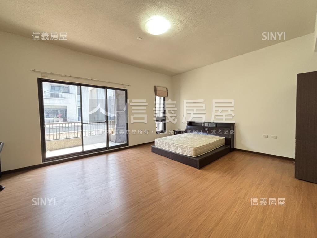 ＬＭ｜大面寬雙車豪墅房屋室內格局與周邊環境