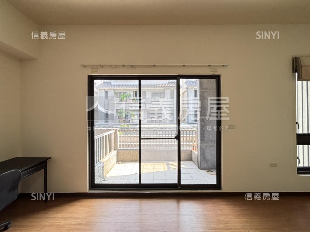 ＬＭ｜大面寬雙車豪墅房屋室內格局與周邊環境