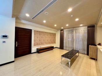 藝文．群都四房雙車位豪邸