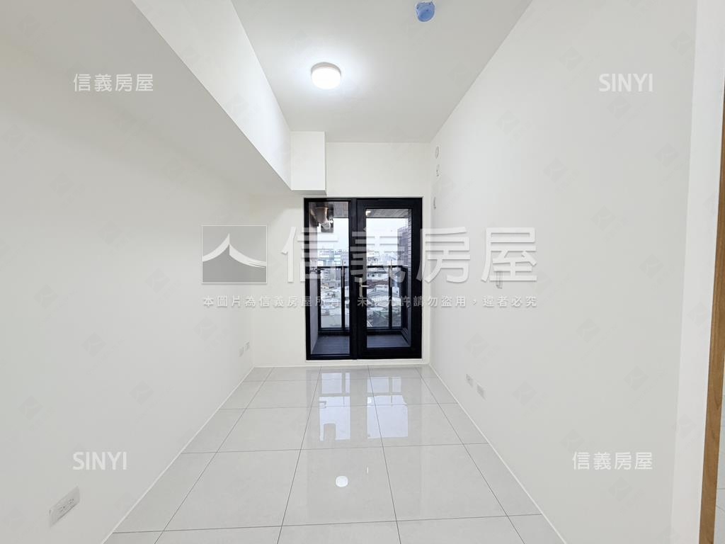 自由朗誦２房大平車讚房屋室內格局與周邊環境