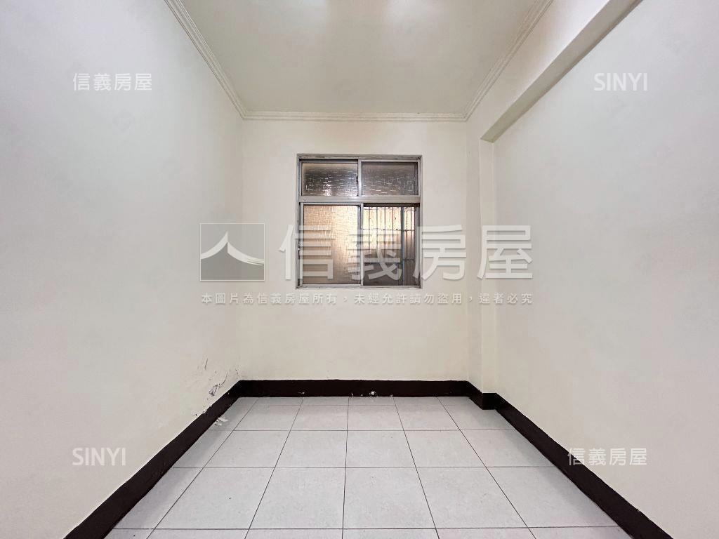 南勢角便利１樓房屋室內格局與周邊環境