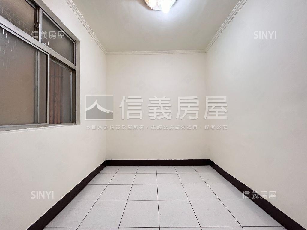 南勢角便利１樓房屋室內格局與周邊環境