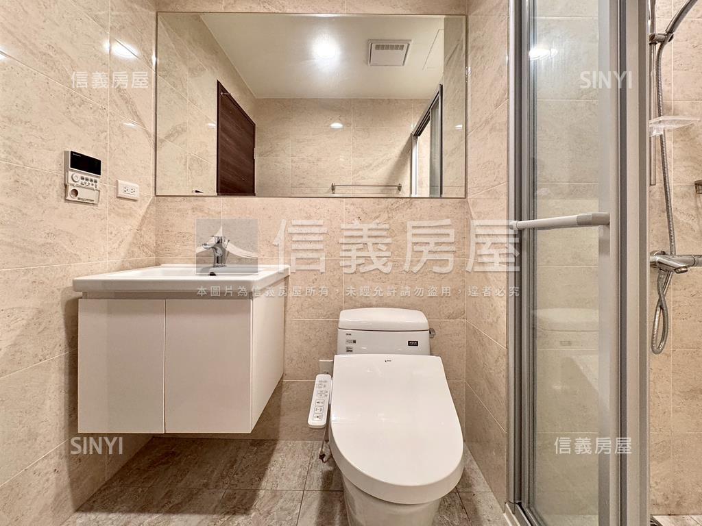 博克萊兩房平車面公園戶房屋室內格局與周邊環境