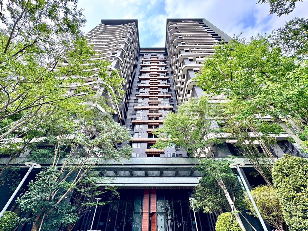 博克萊兩房平車面公園戶房屋室內格局與周邊環境