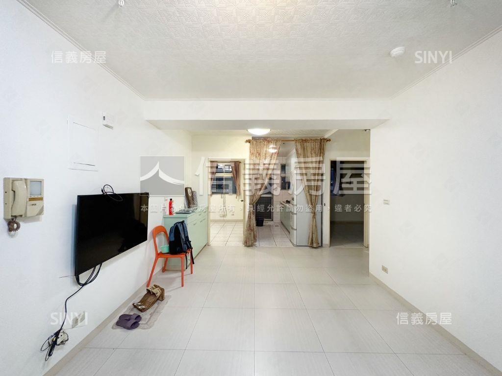 台北神話好屋況３房車位房屋室內格局與周邊環境