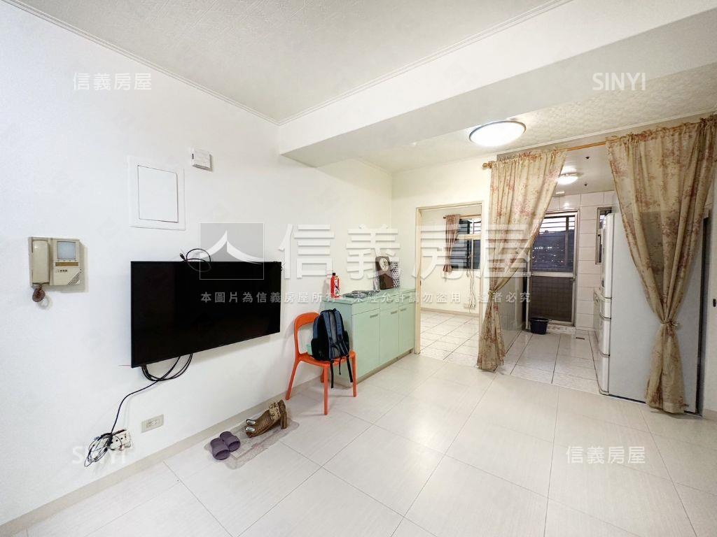 台北神話好屋況３房車位房屋室內格局與周邊環境