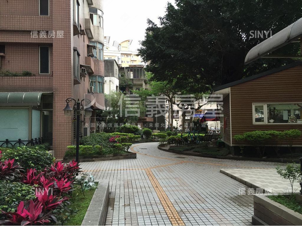 台北神話好屋況３房車位房屋室內格局與周邊環境