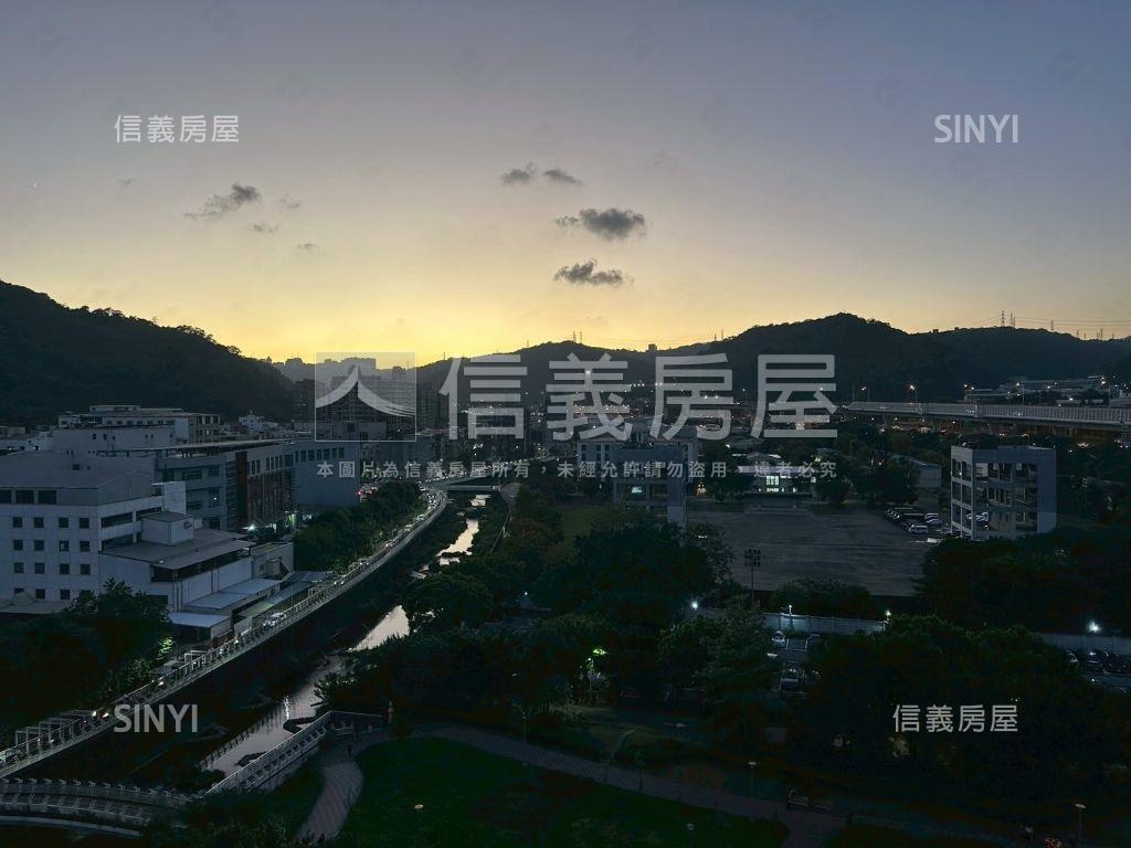 台北神話好屋況３房車位房屋室內格局與周邊環境